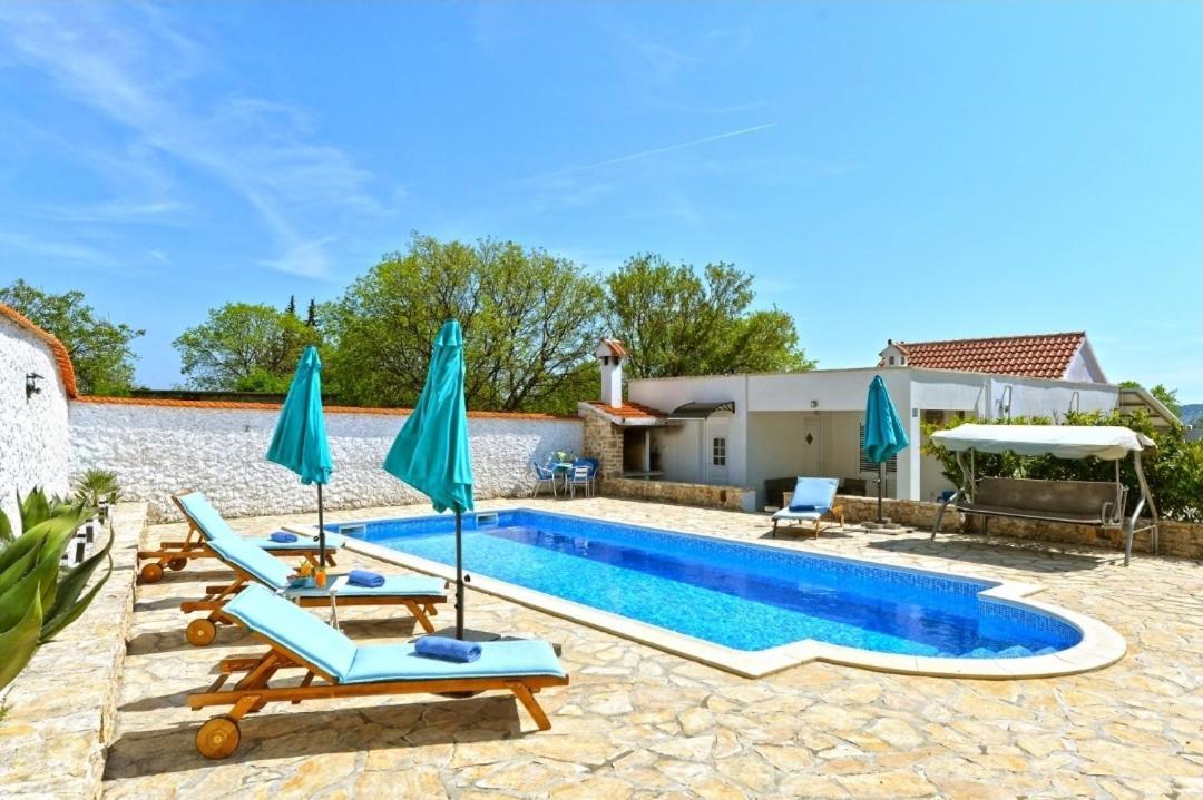 House Vidamo - Vacation Home With Swimming Pool Mala Cista Buitenkant foto